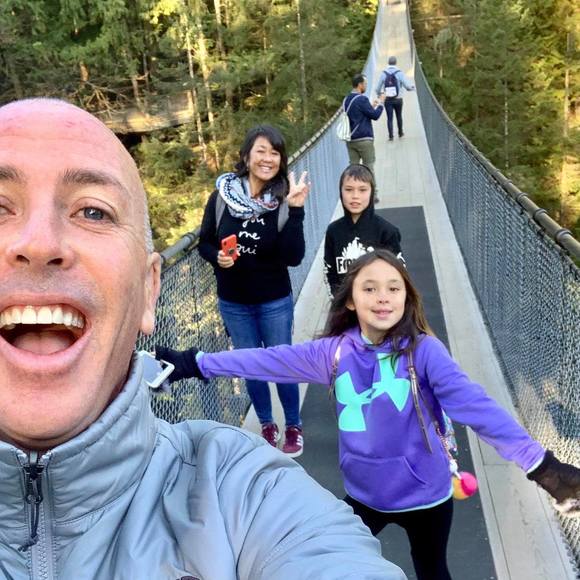 Meet your Posher, Julie - Picture 1 of 1